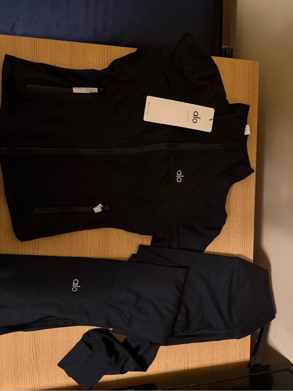 ALO Yoga Black Lightweight Zip Jacket & Leggings